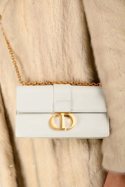 Christian Dior White Leather '30 Montaigne East-West' Crossbody Bag With Chain Rovelle Bags