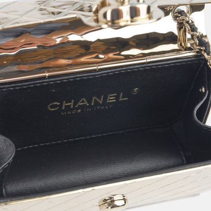 Chanel Luxury Lambskin Gold Handbag Style 14 Rovelle Bags