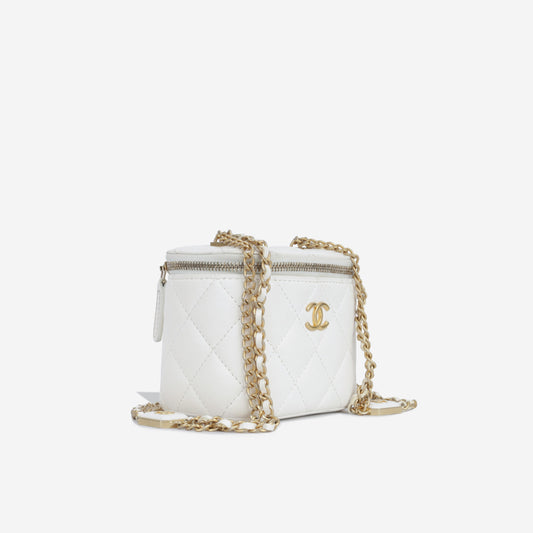 Chanel Vanity Lambskin Gold Clutch Lambskin Rovelle Bags