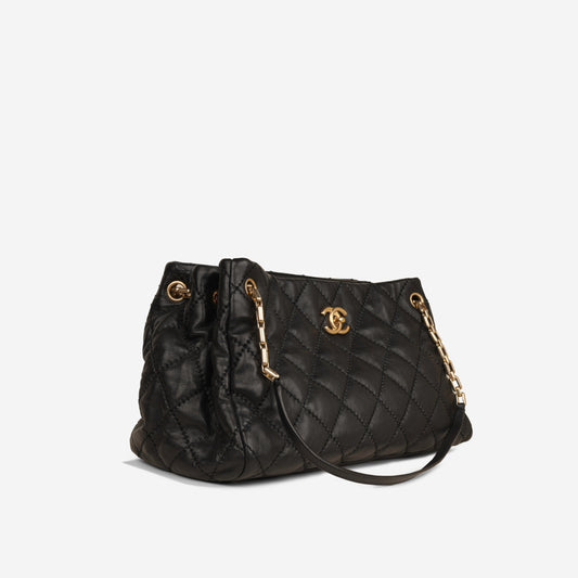 Chanel Retro Chain Tote - Black Rovelle Bags