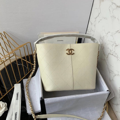 Chanel Luxury Handbag Style 650 Rovelle Bags
