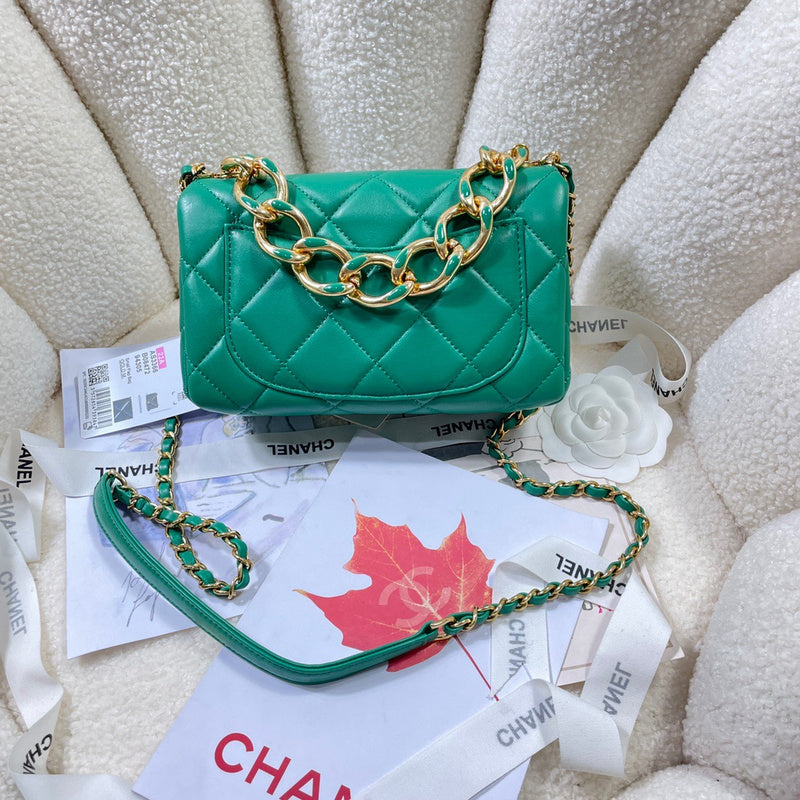 Chanel Luxury Handbag Style 426 Rovelle Bags