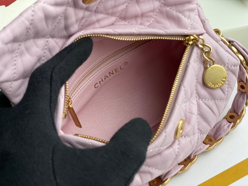 Chanel Luxury Handbag Style 621 Rovelle Bags
