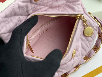 Chanel Luxury Handbag Style 621 Rovelle Bags