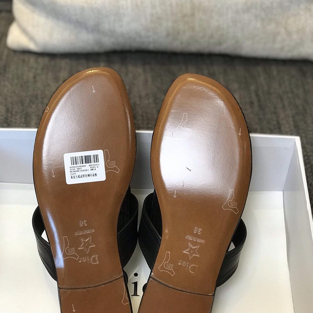 Christian Dior 30 Montaigne Flat Thong Sandals
