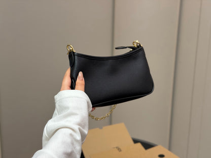 High-End Women's Fashion Handbags-19
