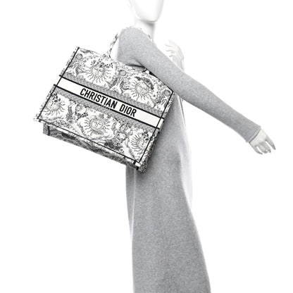 Christian Dior Canvas Embroidered Large Toile De Jouy Soleil Book Tote Black White Rovelle Bags