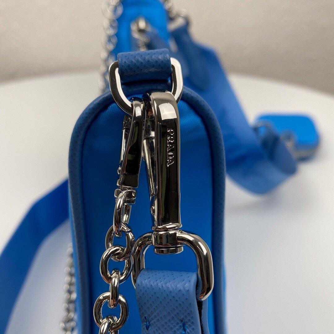 Prada Re-Edition 2005 Nylon Bag