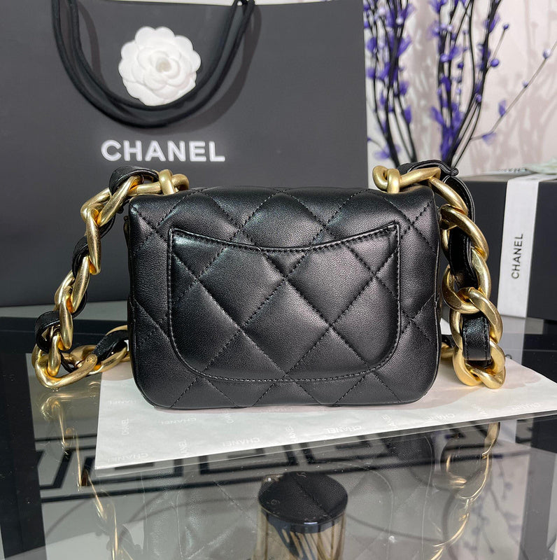 Chanel Luxury Handbag Style 71 Rovelle Bags