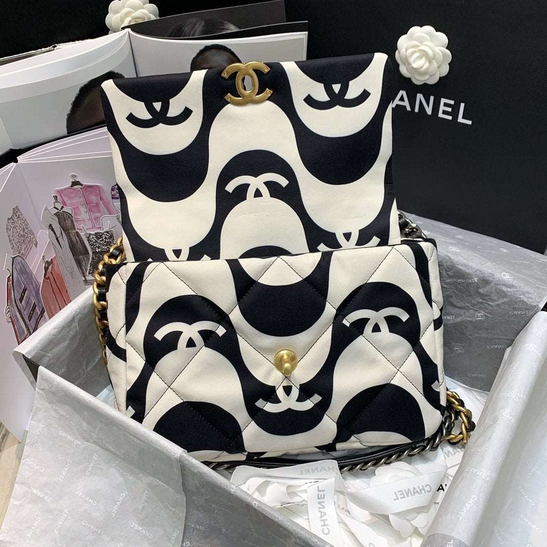 Chanel 19 Large Flap black ecru Leather bag