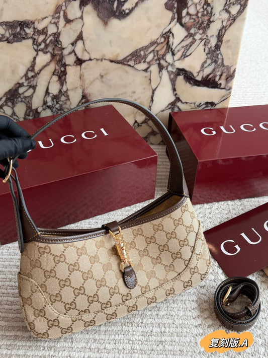 High-End Women's Fashion Handbags-13