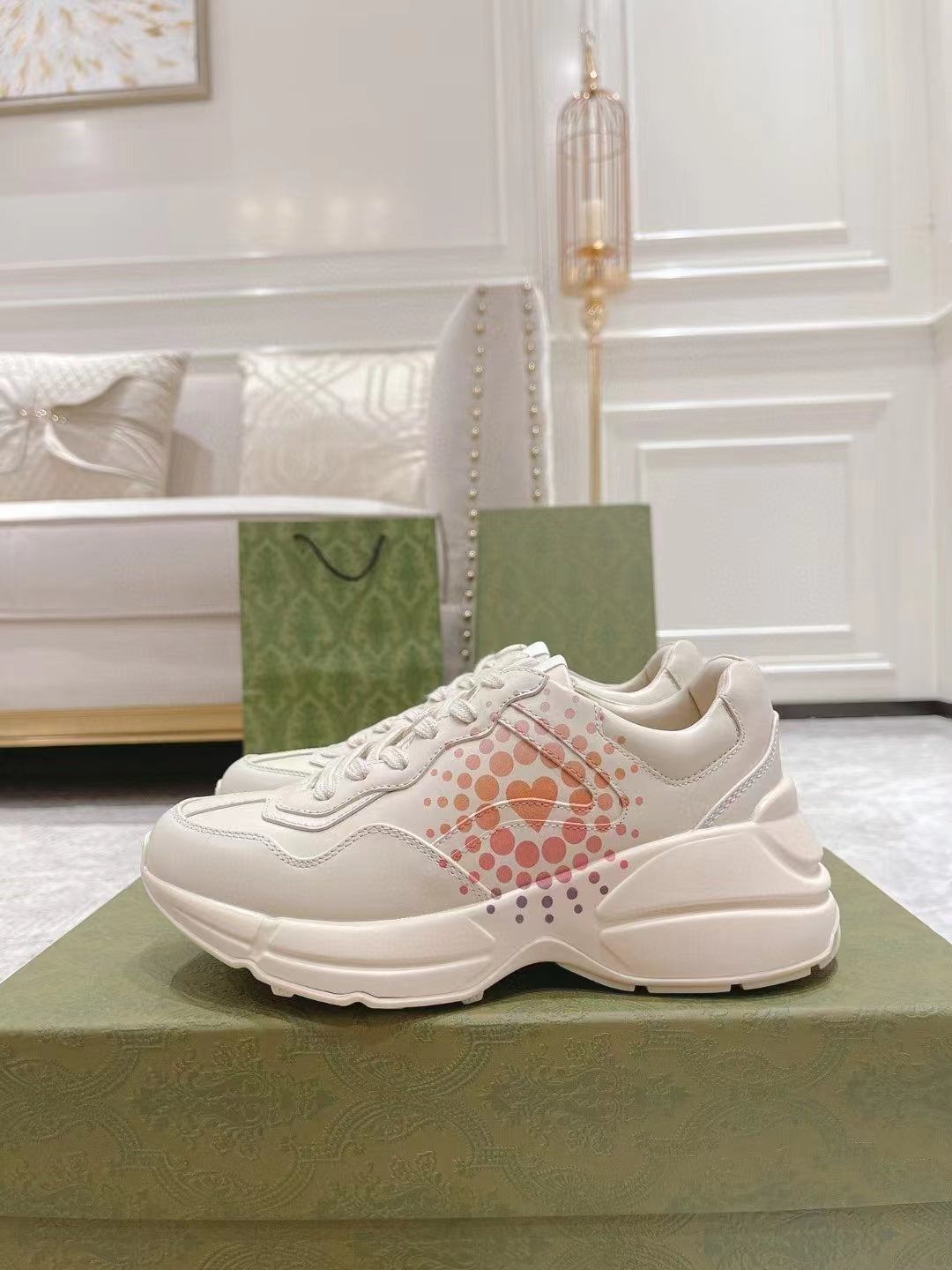 2023  lovers CC Top quality sneakers