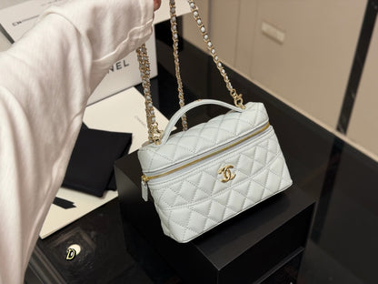 High-End Women's Fashion Handbags-28