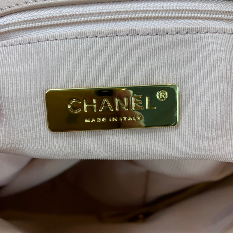 Chanel Luxury Handbag Style 576 Rovelle Bags