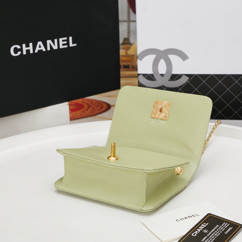 Chanel Luxury Handbag Style 645 Rovelle Bags