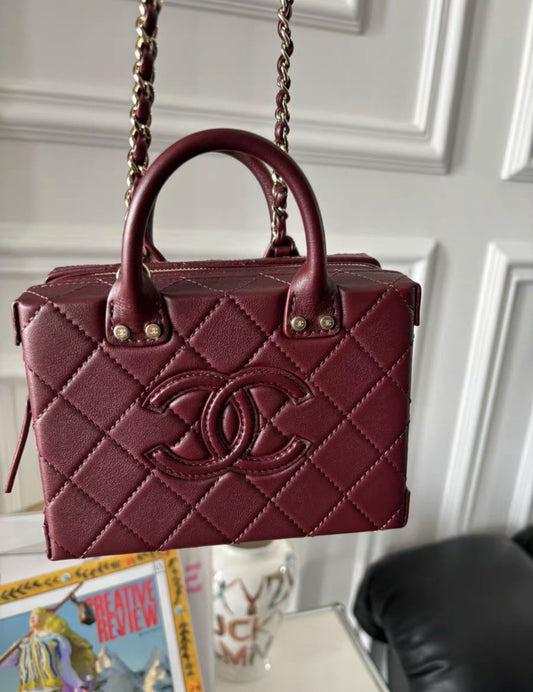 Chanel22 Burgundy Box Bags Small Size Rovelle Bags