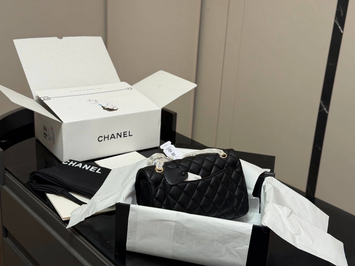 High-End Women's Fashion Handbags-30