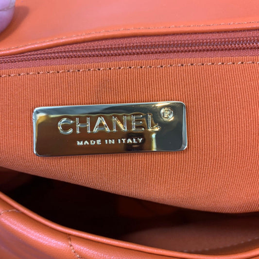 Chanel Luxury Handbag Style 568 Rovelle Bags