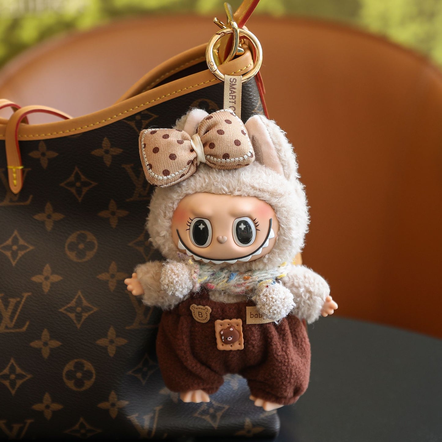 (Baby + clothes) Sitting party baby clothes plush vinyl face doll bag pendant girl gift