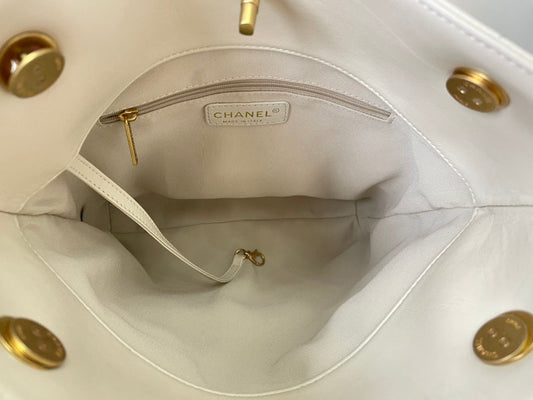 Chanel Luxury Handbag Style 624 Rovelle Bags