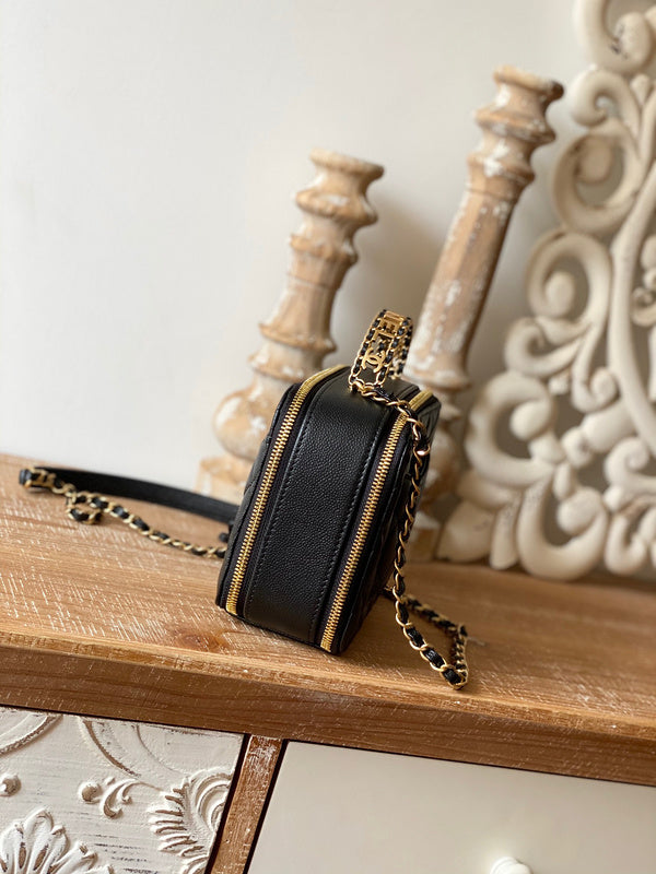 Chanel Luxury Handbag Style 437 Rovelle Bags