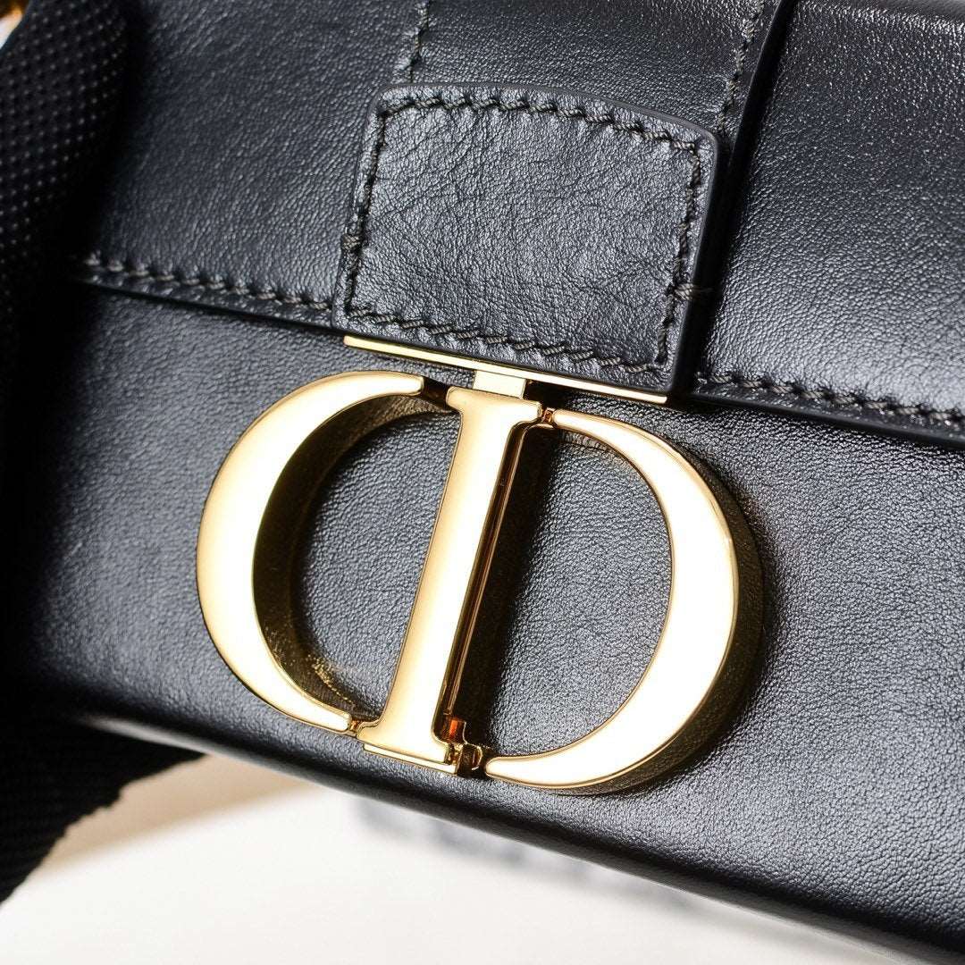 DIOR 30 MONTAIGNE FLAP BAG