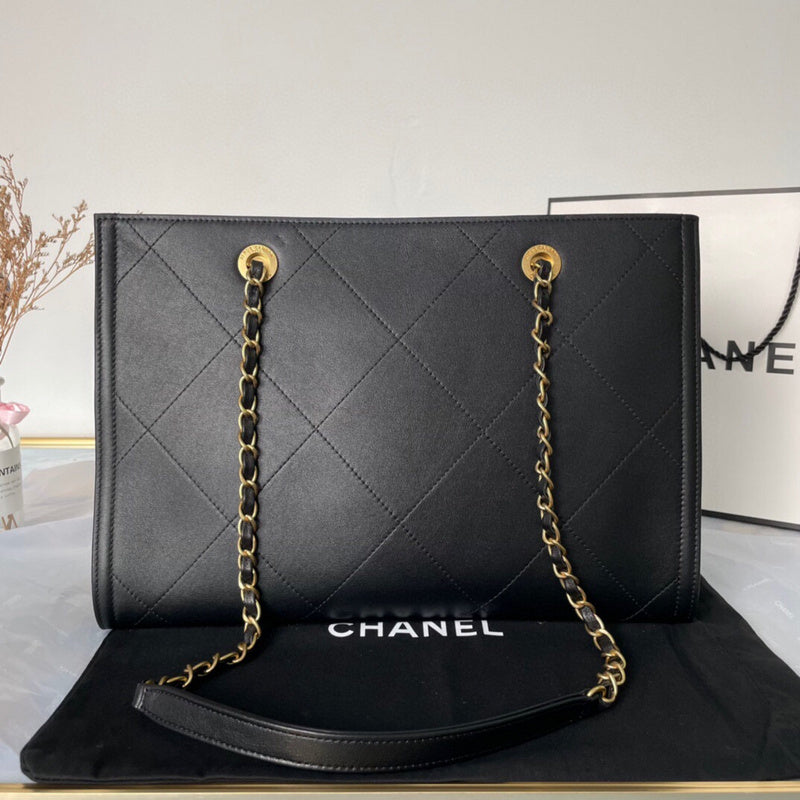 Chanel Luxury Handbag Style 81 Rovelle Bags