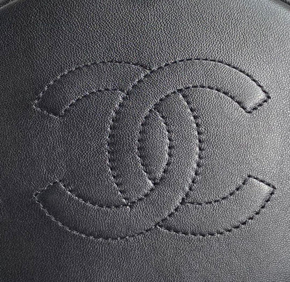 Chanel Luxury Handbag Style 647 Rovelle Bags
