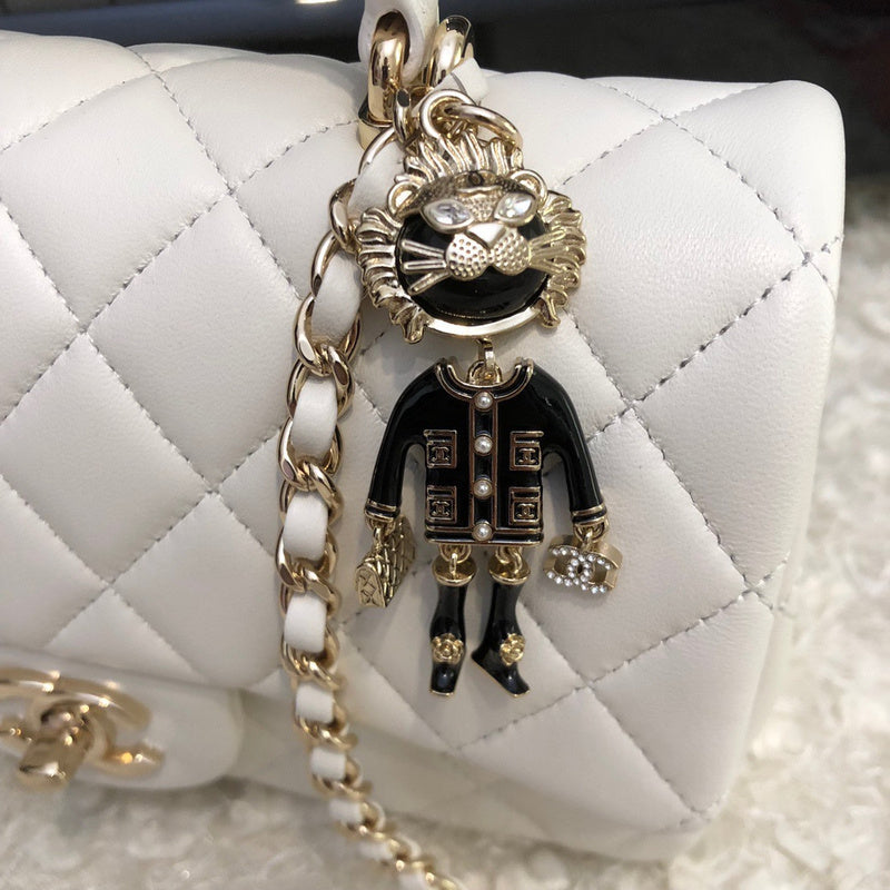 Chanel Luxury Handbag Style 558 Rovelle Bags