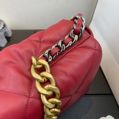 Chanel Luxury Handbag Style 600 Rovelle Bags