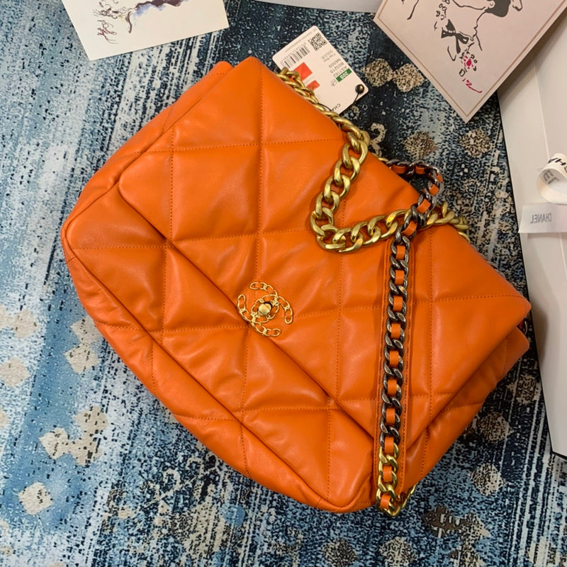 Chanel Luxury Handbag Style 568 Rovelle Bags