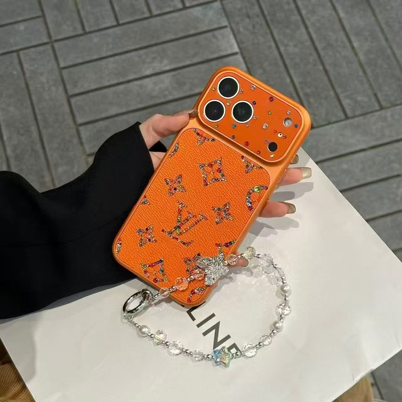 Luxurious, sparkling diamond iPhone phone case-3