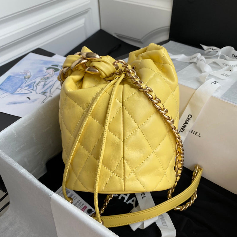 Chanel Luxury Handbag Style 627 Rovelle Bags
