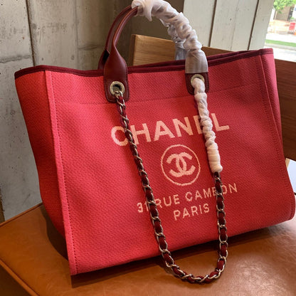 Chanel Luxury Handbag Style 553 Rovelle Bags