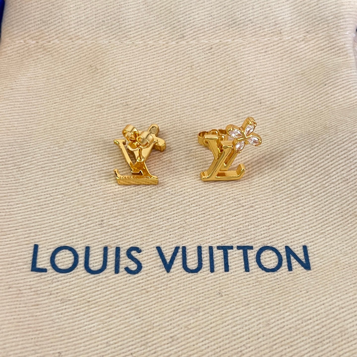 High-Quality Stud Earrings-7
