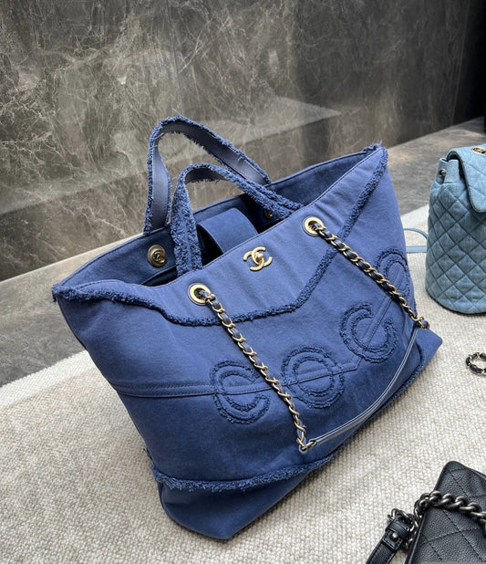 Chanel Luxury Leather Blue Handbag Rovelle Bags