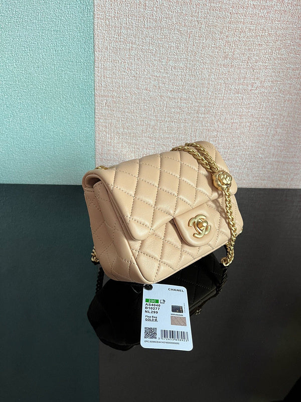 Chanel Luxury Handbag Style 82 Rovelle Bags