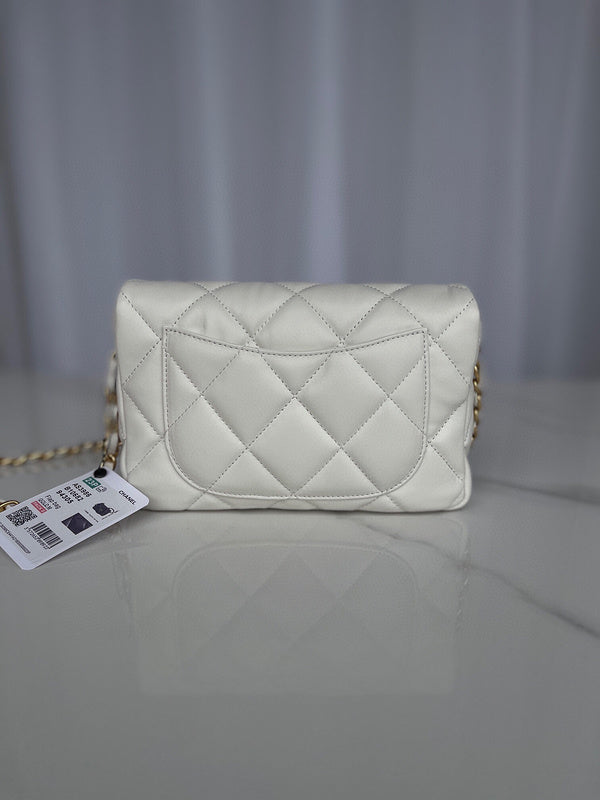 Chanel Luxury Handbag Style 98 Rovelle Bags