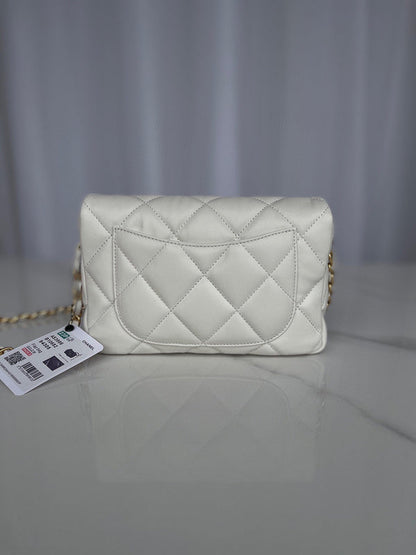 Chanel Luxury Handbag Style 98 Rovelle Bags