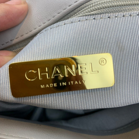 Chanel Luxury Handbag Style 574 Rovelle Bags