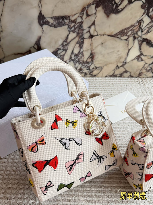 High-End Women's Fashion Handbags-4