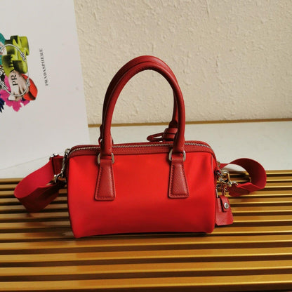 Prada Re-Edition 2005 Nylon Bag