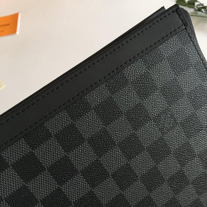 LOUIS VUITTON TOILETRY POUCH