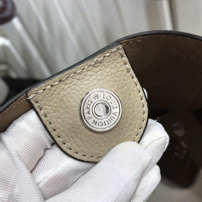 LV HINA PM