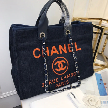 Chanel Luxury Handbag Style 556 Rovelle Bags