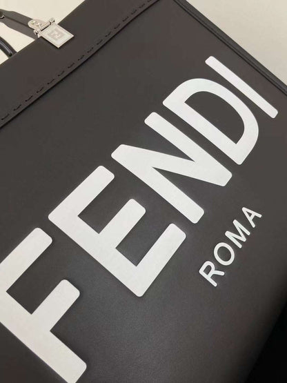FENDI Rovelle Bags