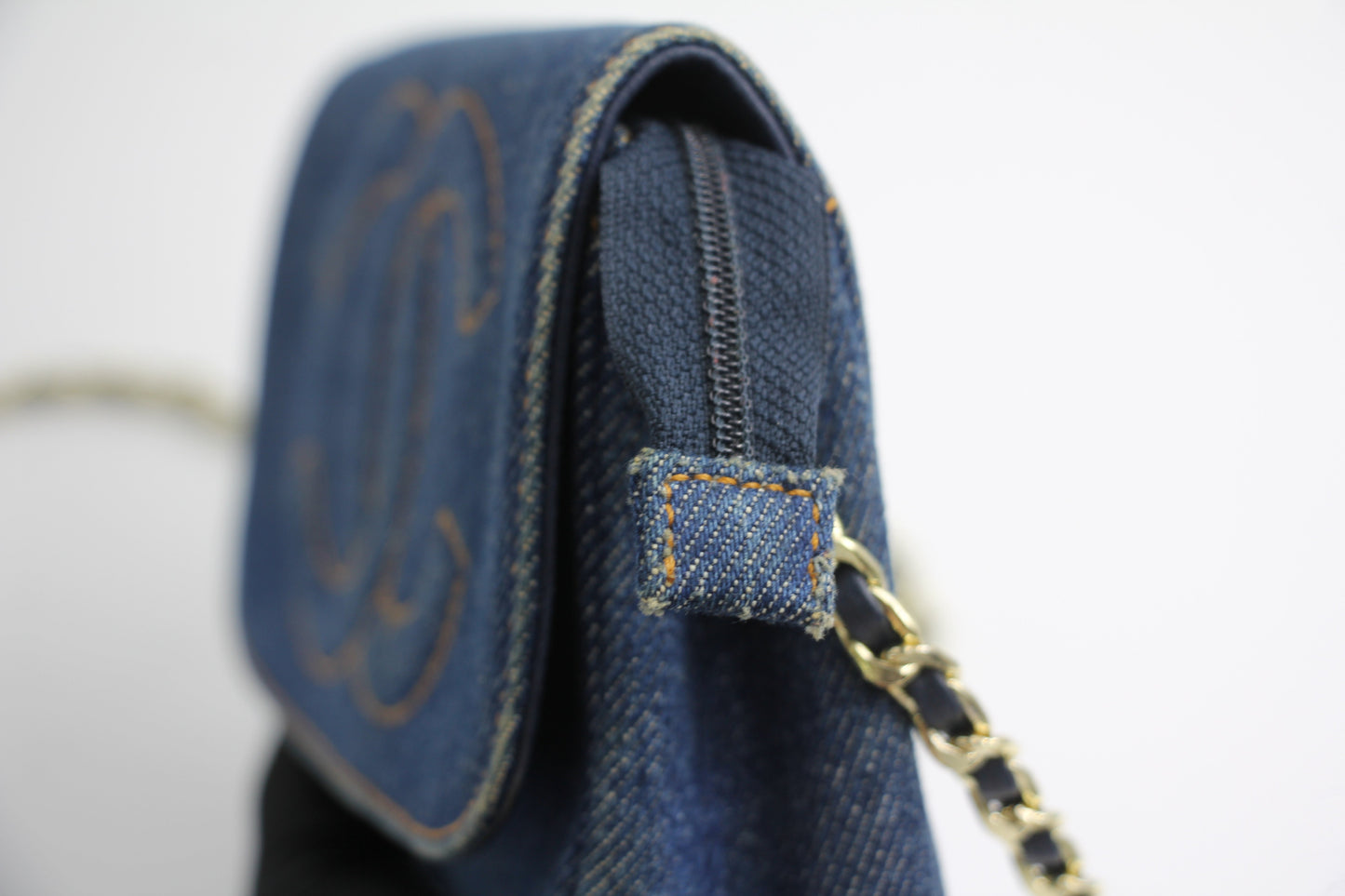 Chanel Luxury Leather Blue Clutch Blue Rovelle Bags