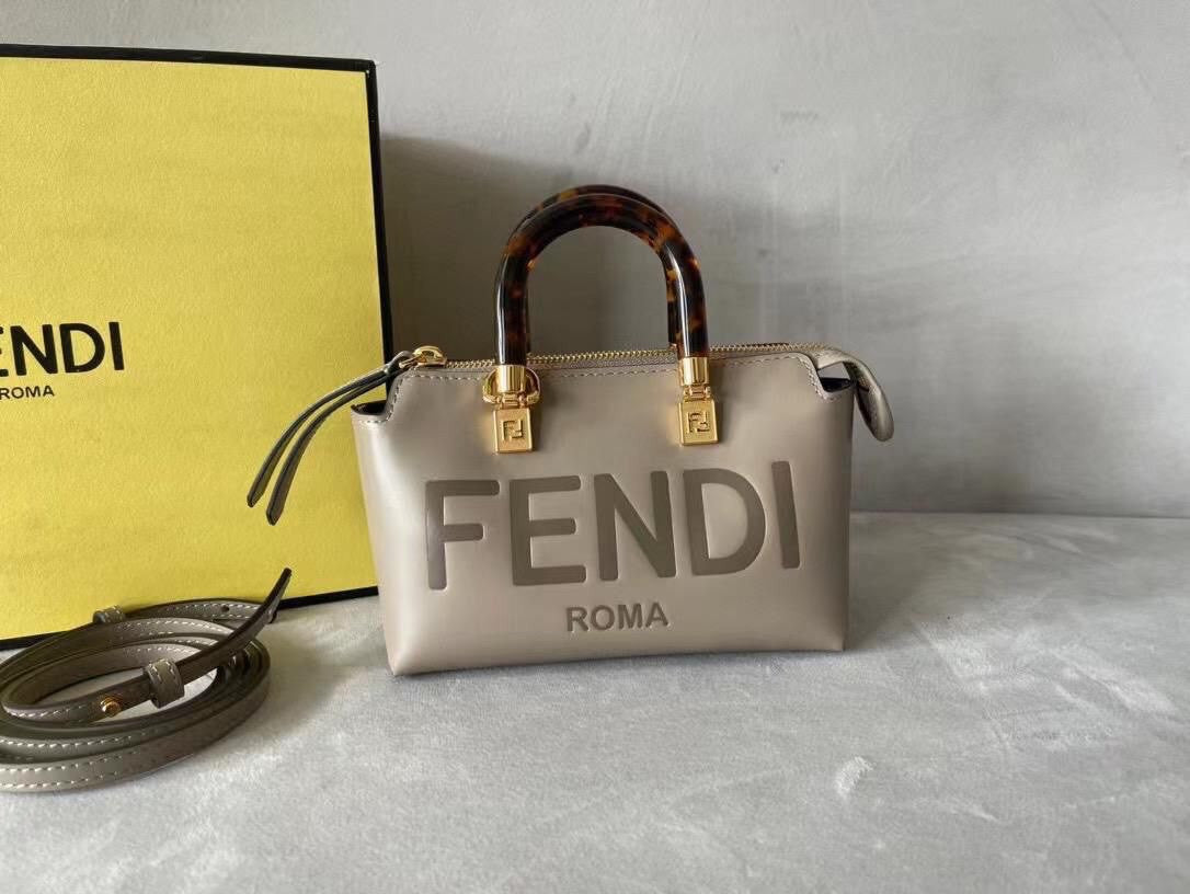 FENDI (2Color) Rovelle Bags