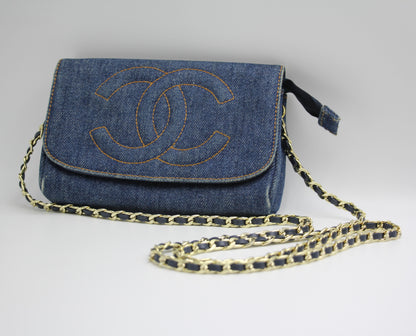 Chanel Luxury Leather Blue Clutch Blue Rovelle Bags