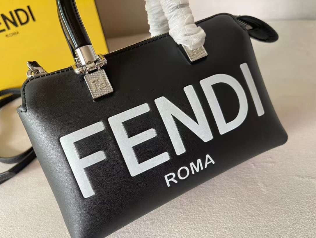 FENDI Rovelle Bags